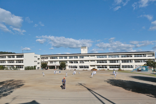 昭和村立南小学校