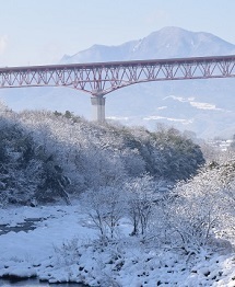 『雪の片品川橋』篠原朝夫