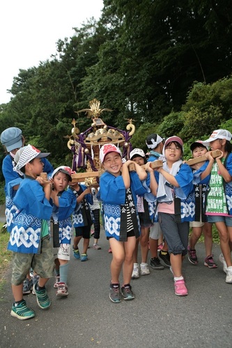 夏祭り子ども神輿